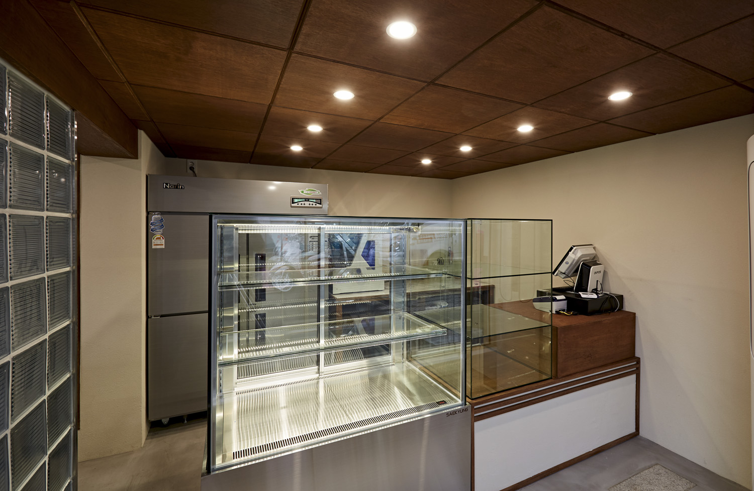 10 坪现代甜品店，打造网红打卡地-9