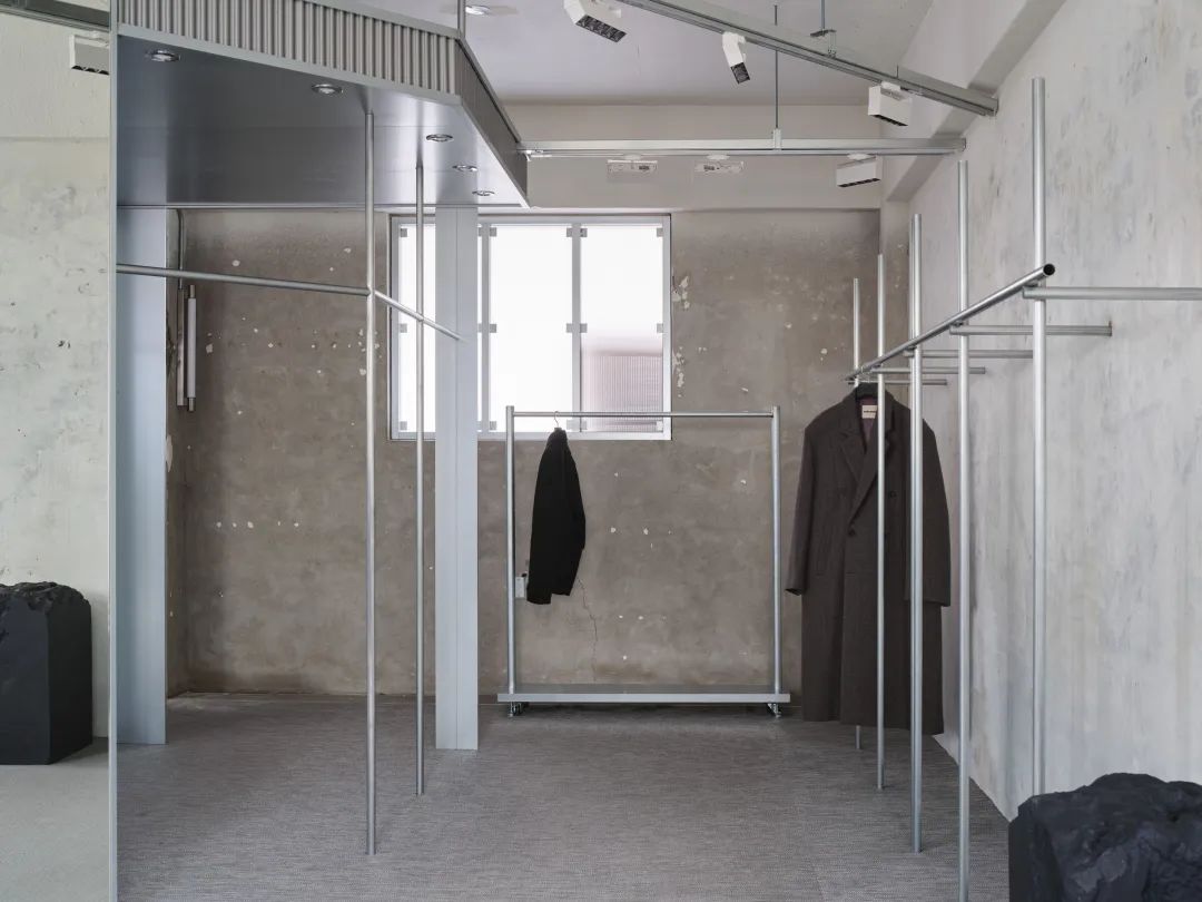 Insilence Seongsu服装展厅，韩国首尔-30