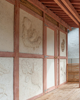 英国首座土坯房,Cob Castle丨US studio Lake Flato