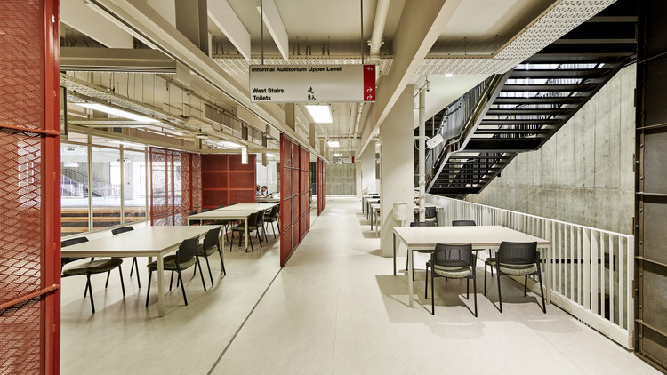 南非金伯利大学学生资源中心-71