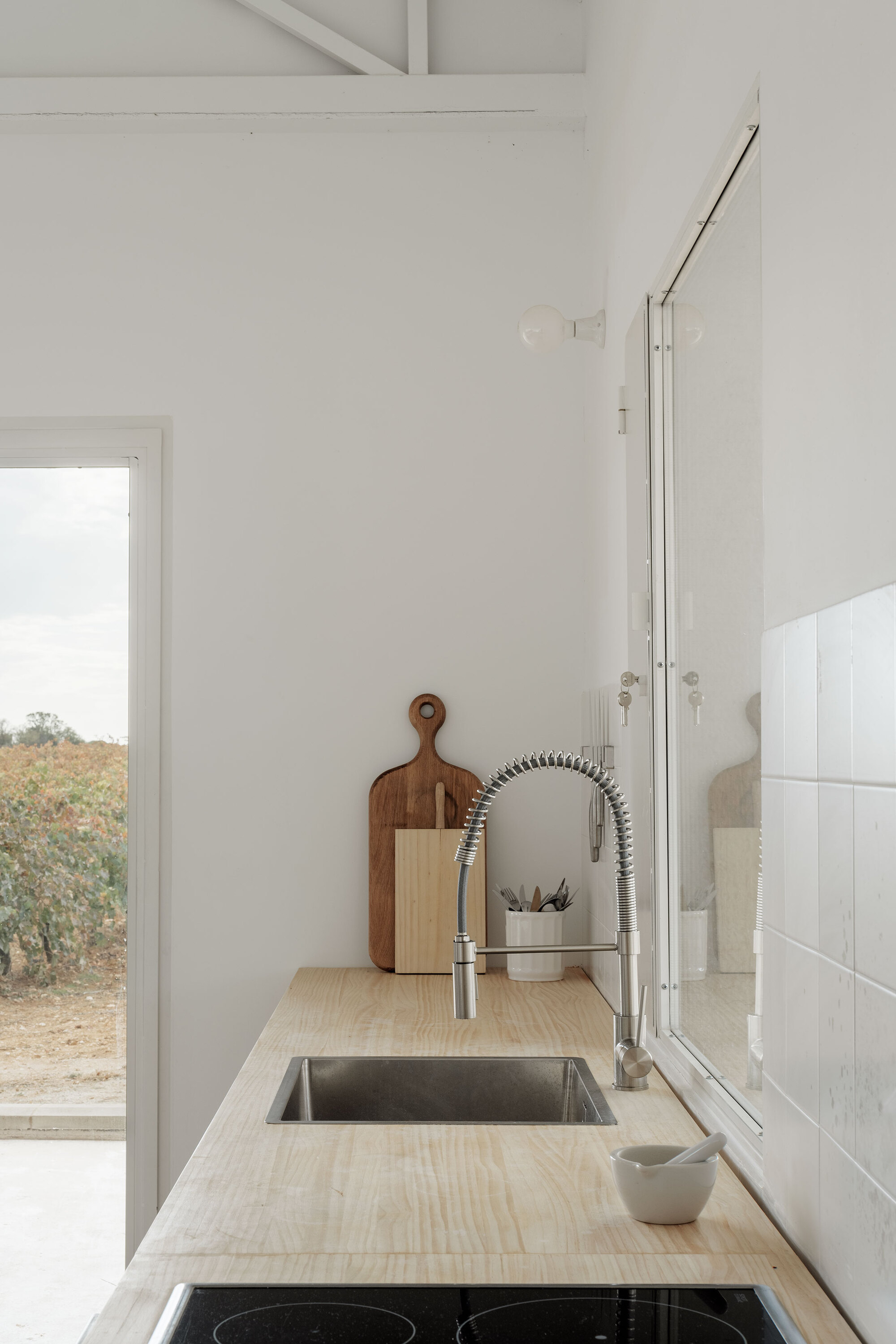 原始房屋丨西班牙丨HANGHAR-33