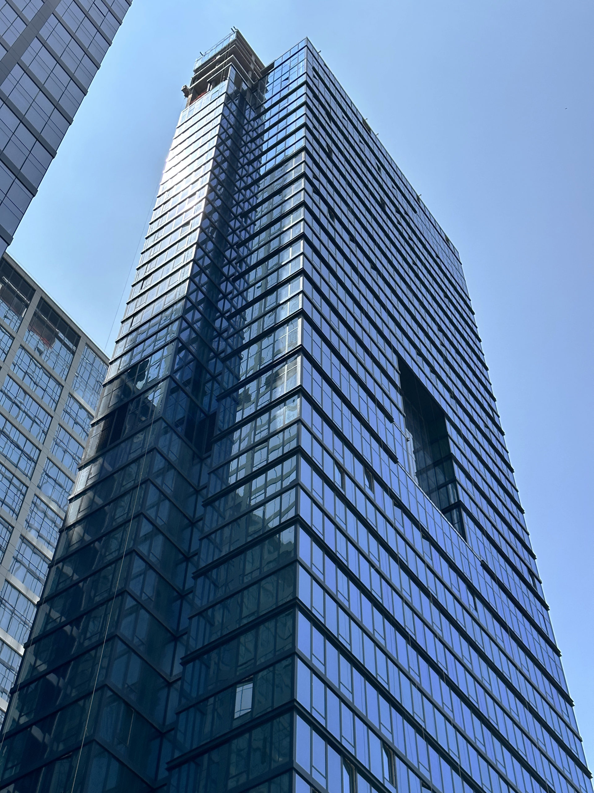 606 West 30th Street's Glass Façade Nears Completion in West Chelsea, Manhattan - New York YIMBY-6