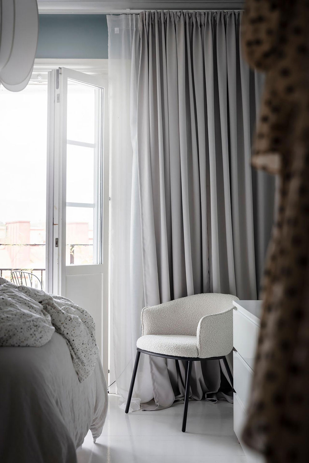 白色斯堪的纳维亚风格公寓-24