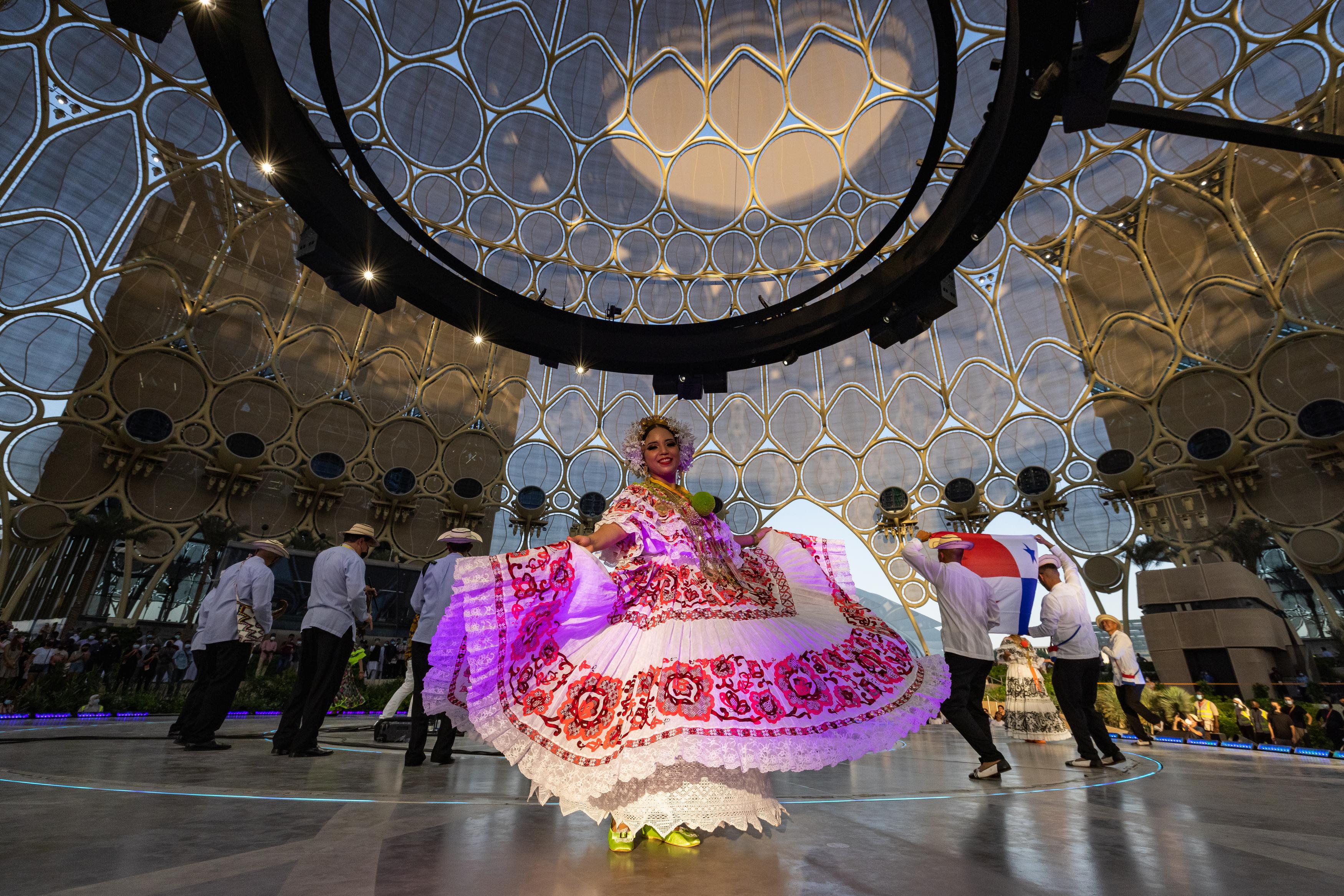 阿尔瓦斯尔广场丨阿联酋迪拜-22