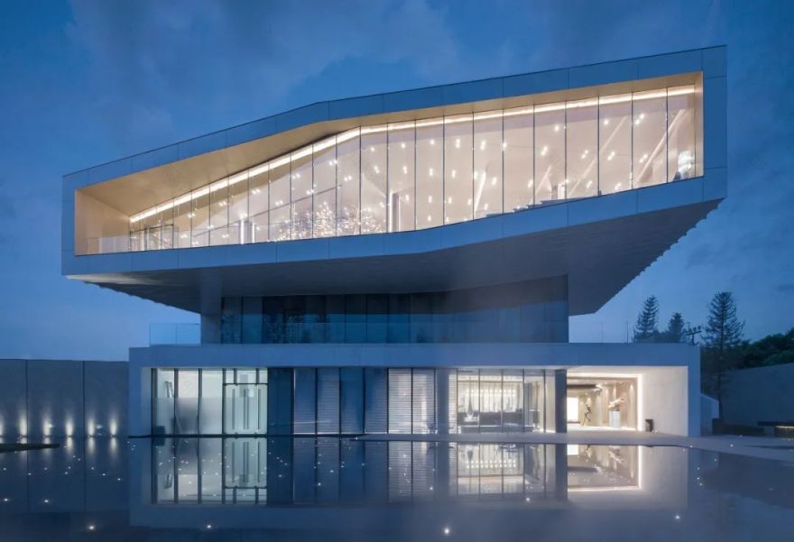 御江临风 | 重审存在主义的几何空间-7