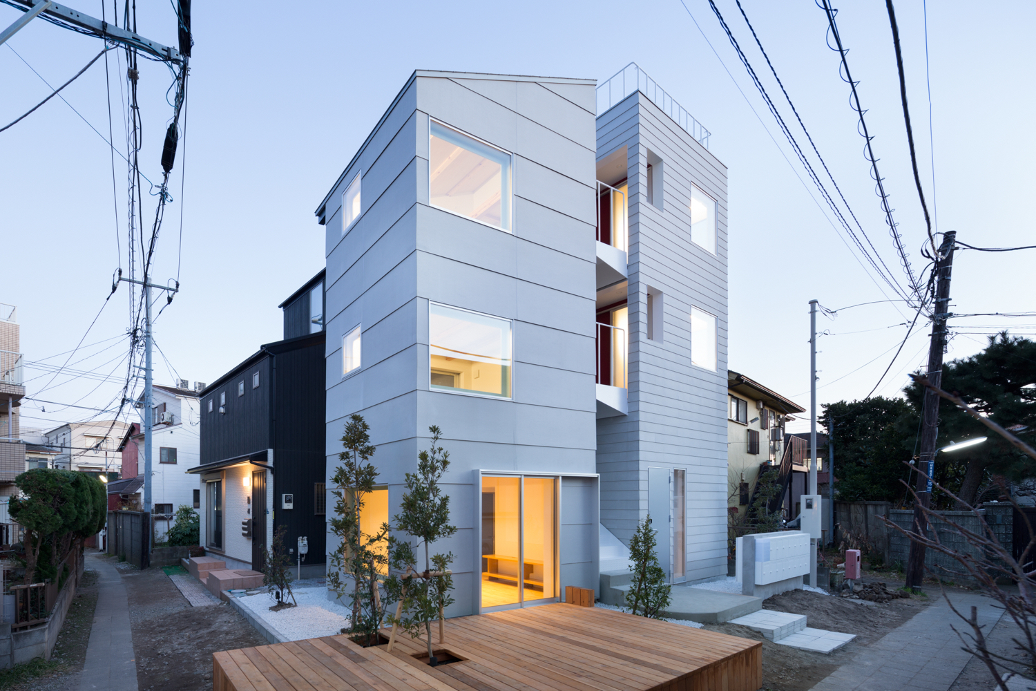 镰仓海岸木制办公空间-0