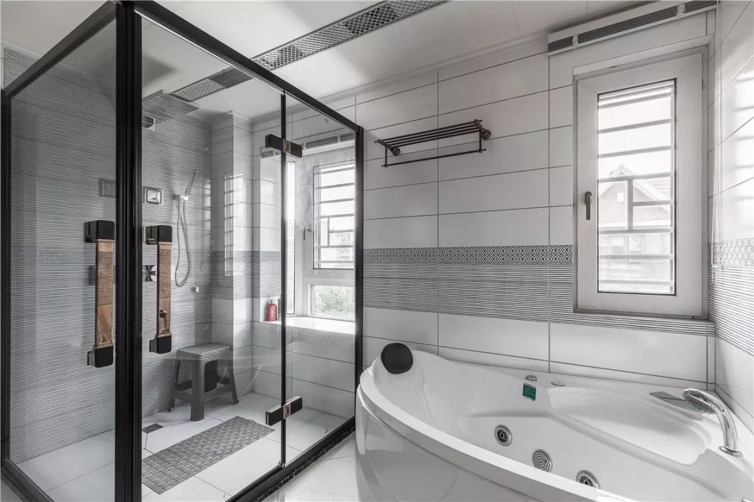 灰色调演绎出的高级感美宅-55