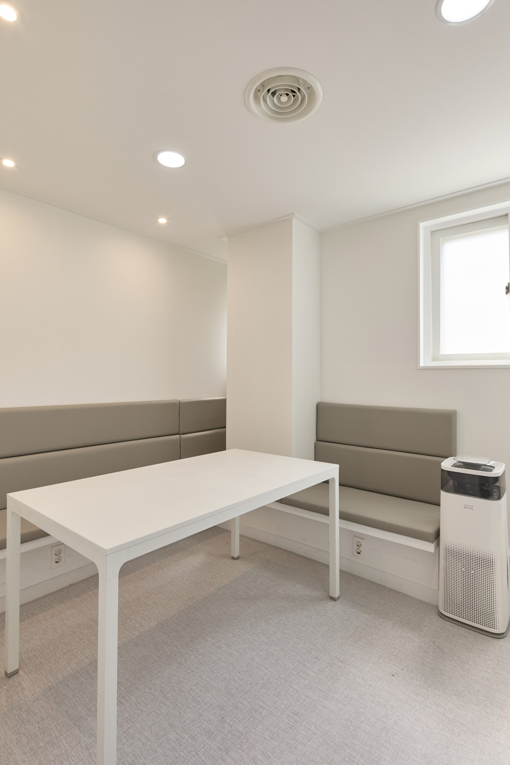 100 平极简共享办公空间设计-20