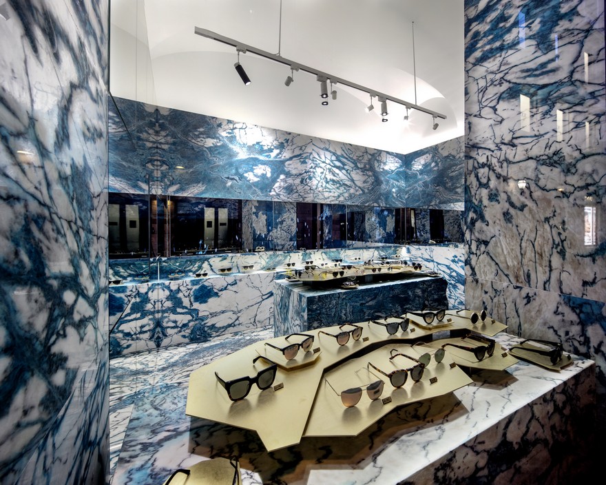 Hawkers Rome Store by CuldeSac Custom Retail-21