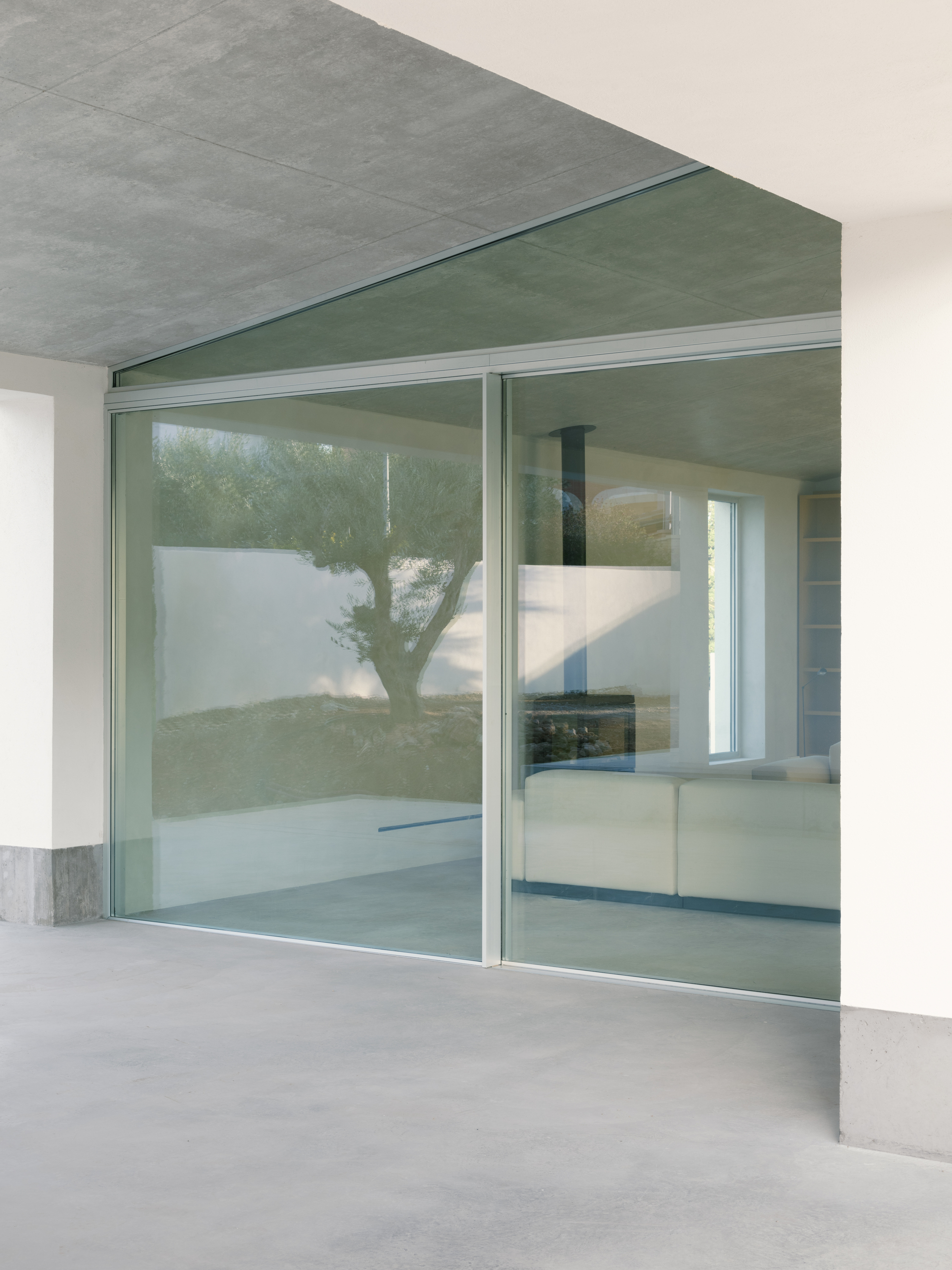 TD 别墅丨西班牙丨Skye Maunsell Studio-32