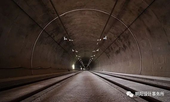 Moonfarm 月亮農場 2·0 · 地下一层的橙色月光餐厅设计丨中国广州丨STUDIO SHEEN 明阳设计事务所-3