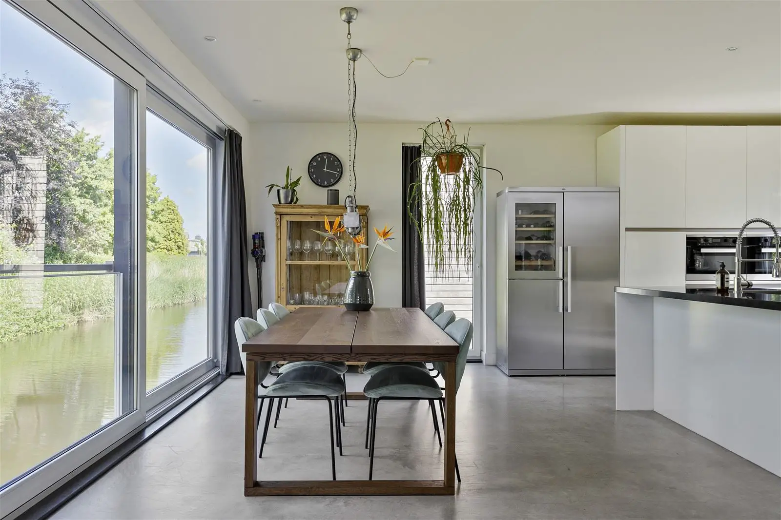 Amsterdam 水岸木屋 | 现代设计与自然美景的完美融合-8