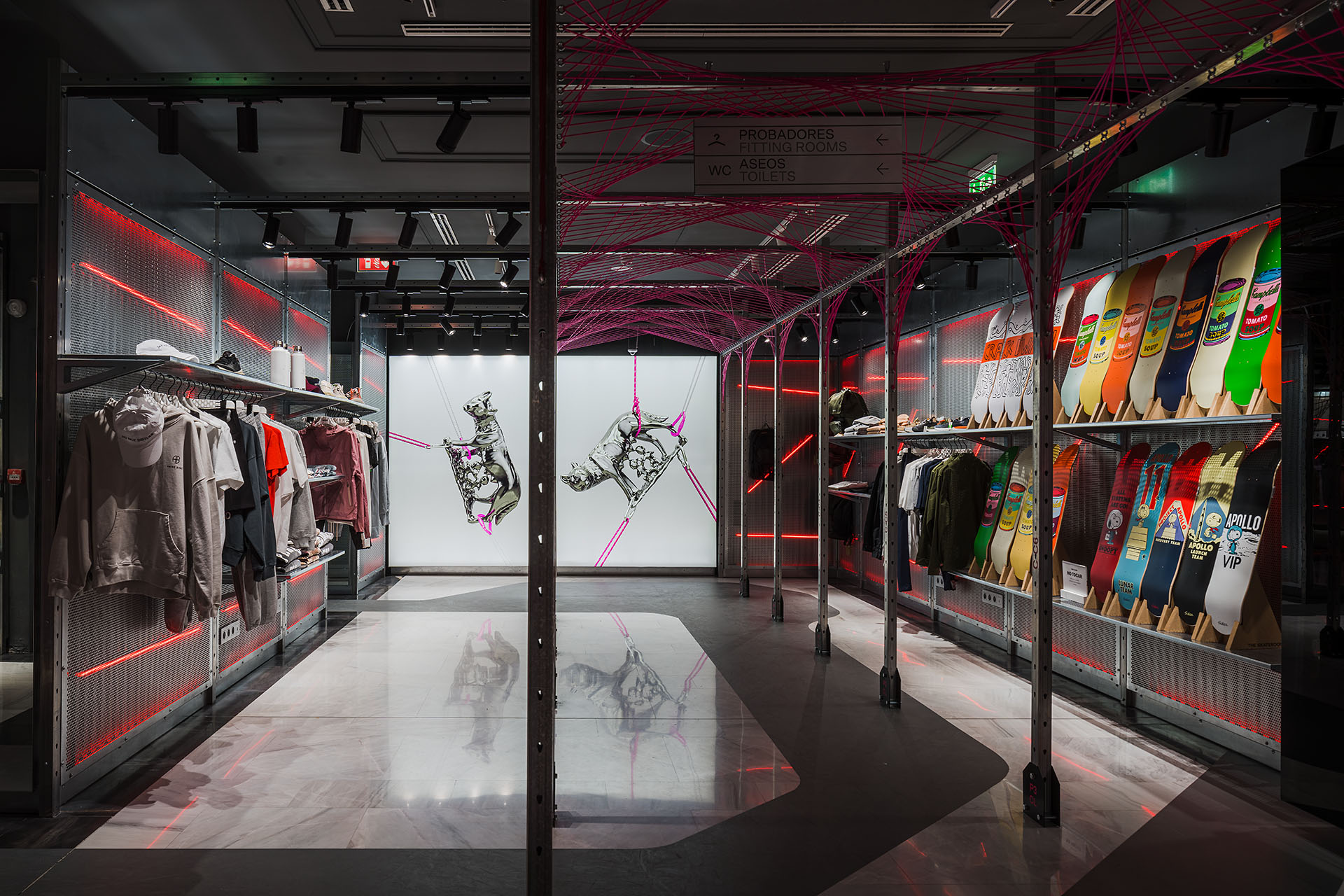 WOW 在线购物体验店丨西班牙马德里丨External Reference-31