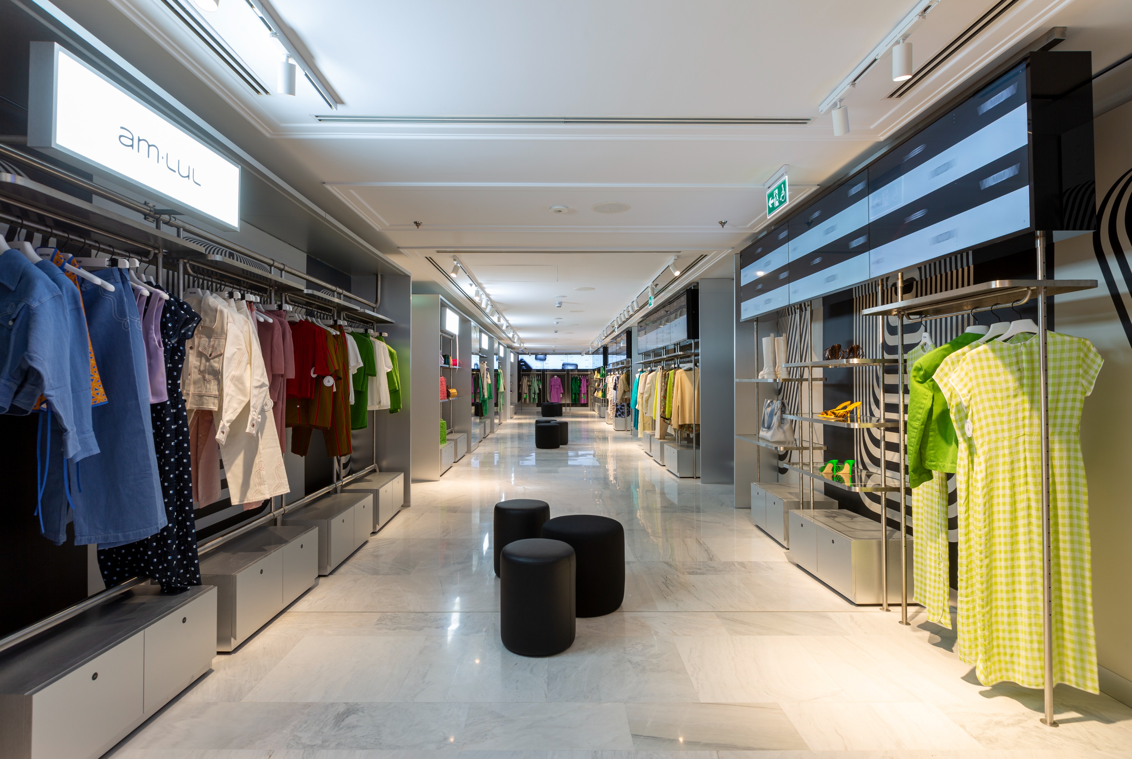 WOW 在线购物体验店丨西班牙马德里丨External Reference-62