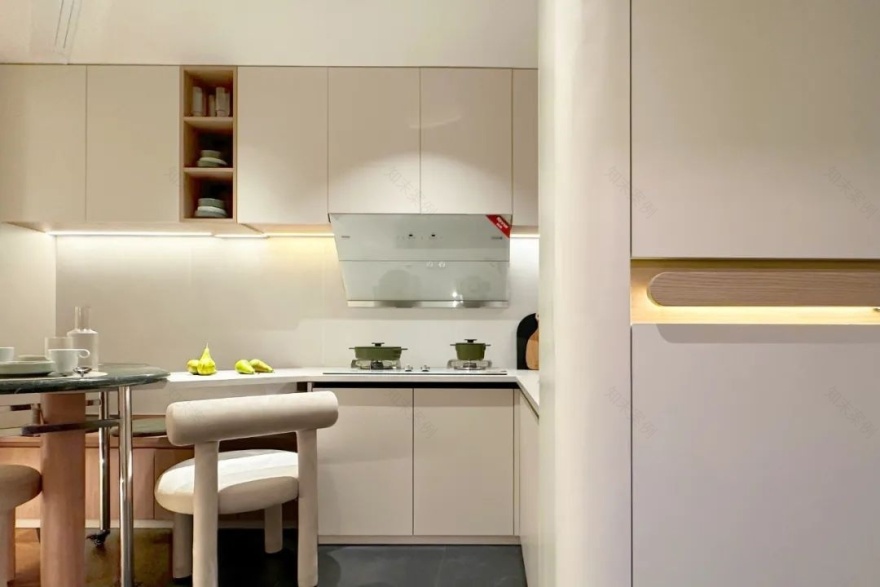 余生相伴的家丨中国上海丨上海高迪建筑工程设计有限公司,重庆年代营创室内设计有限公司-17