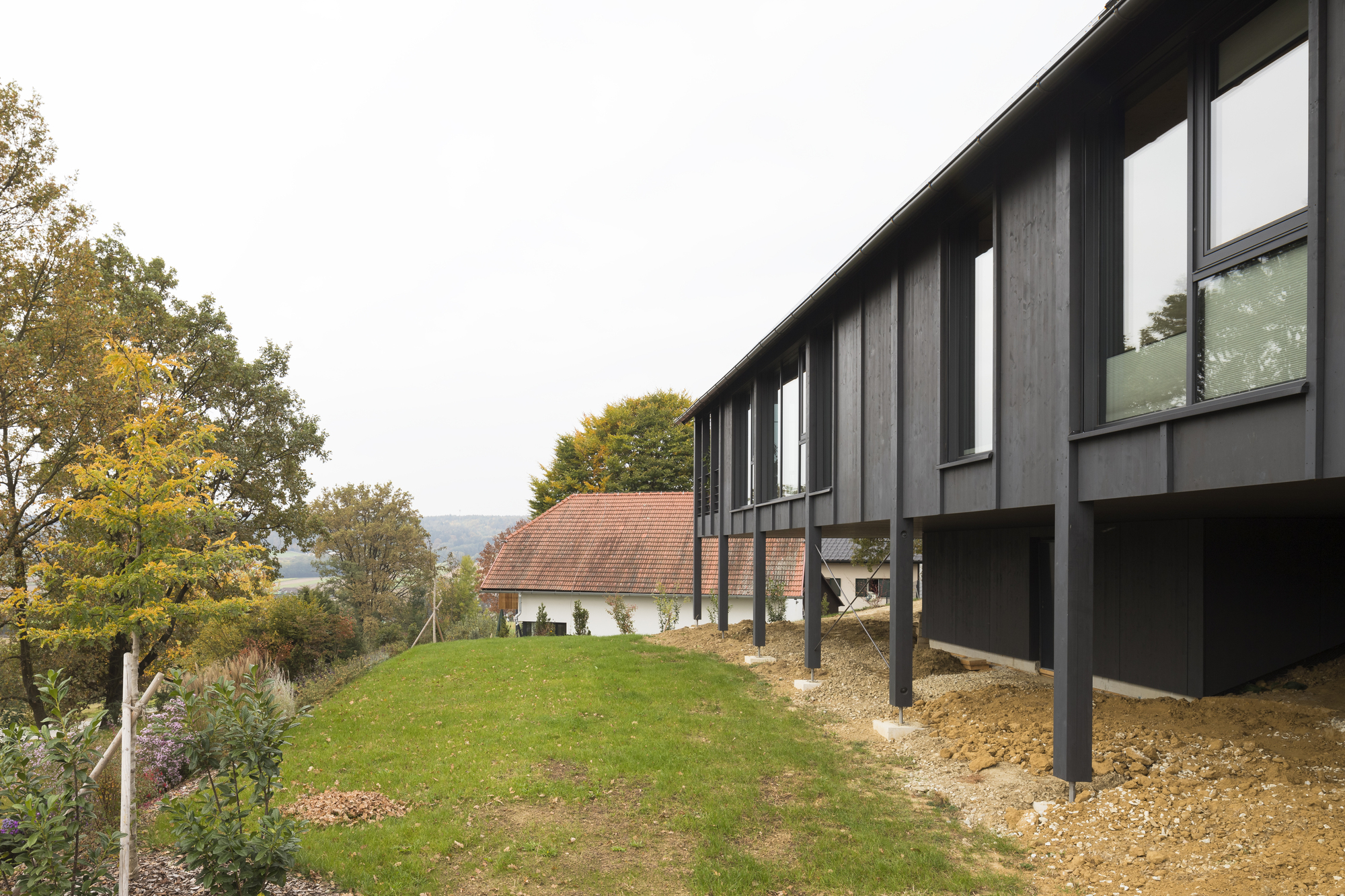 黑美人之家丨奥地利丨Backraum Architektur-29