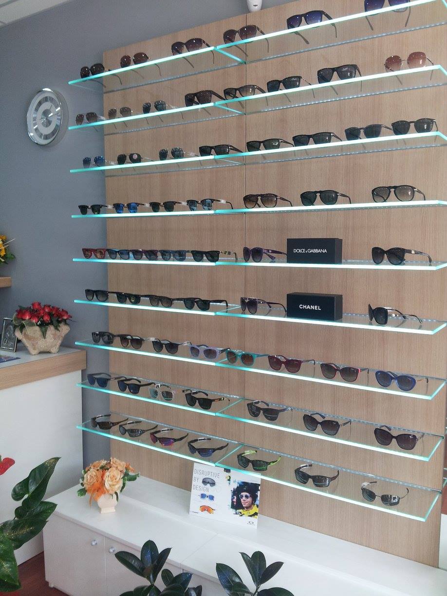 特米尼眼镜店-7