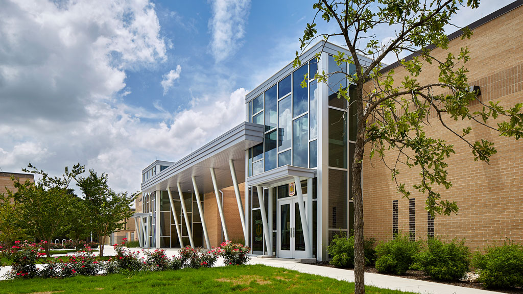 山姆休斯顿高中改造项目丨United StatesHouston丨KAI-1