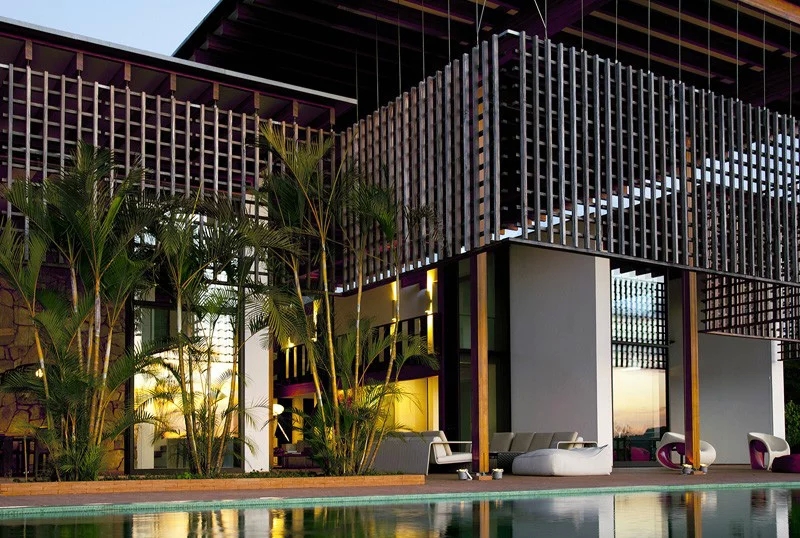 豪华别墅 现代风格巴西布拉干萨的Quinta da Baroneza住宅-0