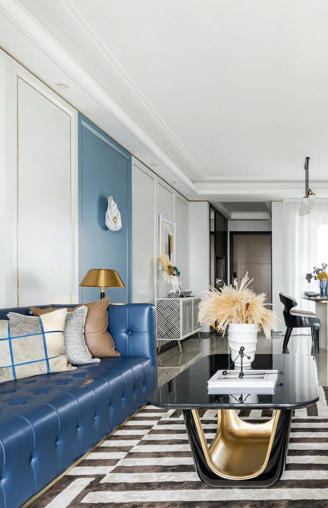 中海佛山云麓雅苑样板间 | 莫兰迪色系打造静谧生活空间-17