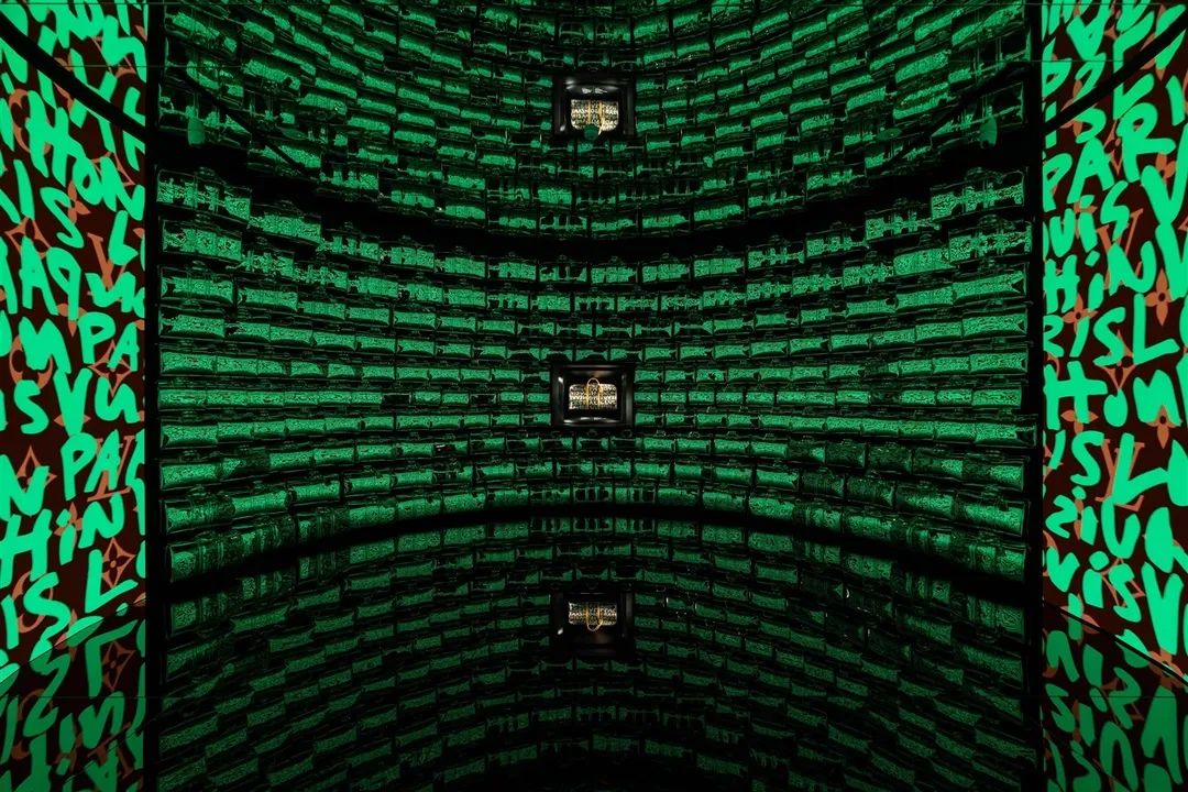 Louis Vuitton 泰国专卖店之梦幻之旅丨泰国曼谷丨OMA-48