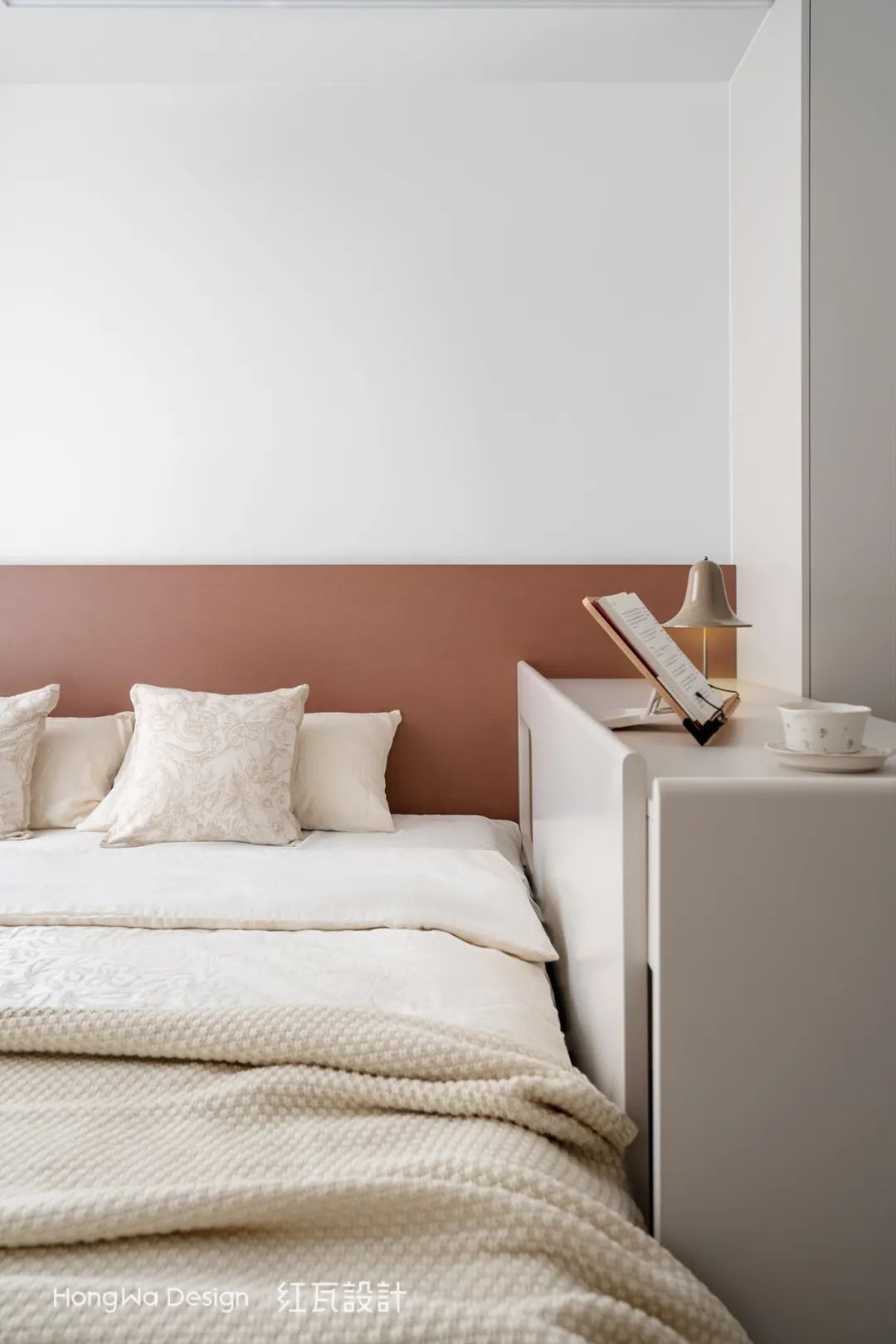 红瓦设计·实景案例丨131㎡精装改现代简约，双移门后居然暗藏玄机，这样设计多出两间房！-49