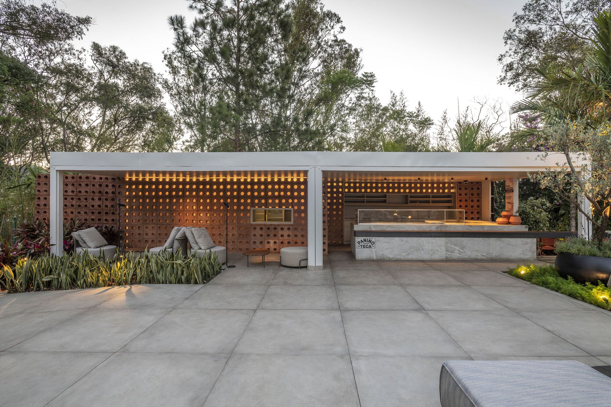 意式三明治店丨巴西丨Duo Arquitetos-26