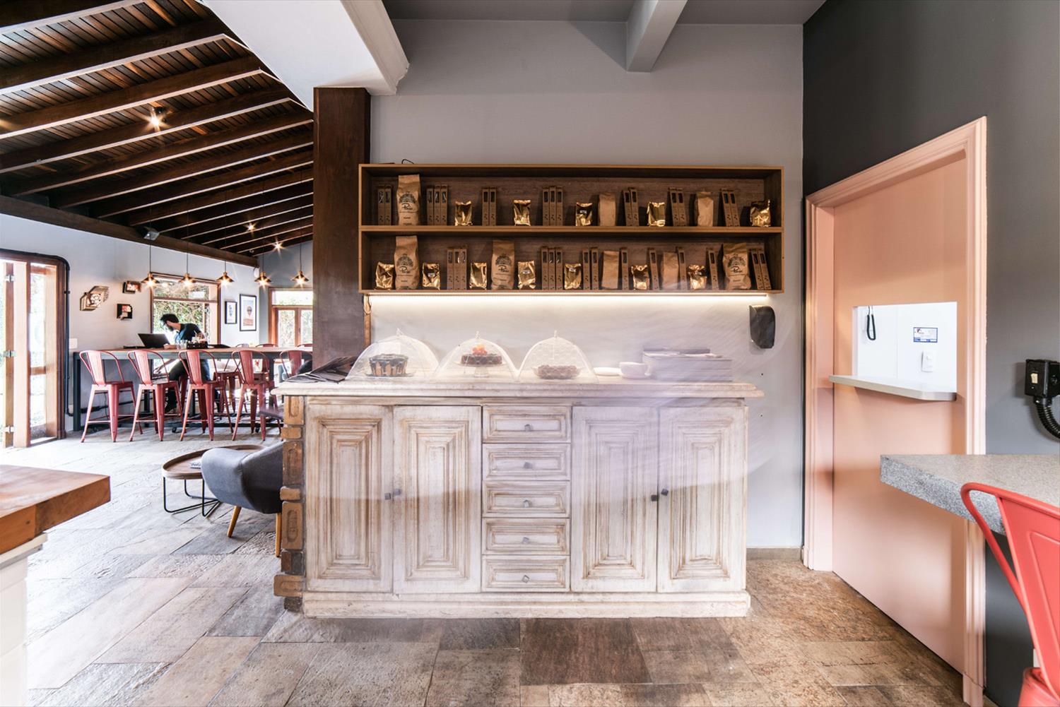 灵魂咖啡馆+联合办公-5