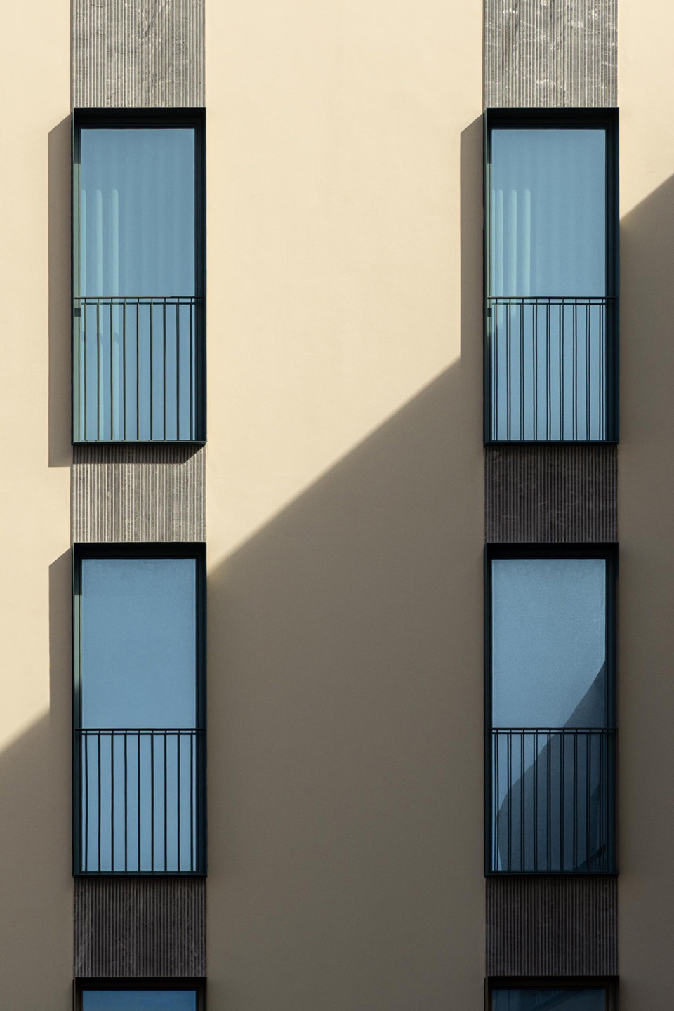 ERNESTO DO CANTO住宅区丨葡萄牙蓬塔德尔加达丨BOX arquitectos-220