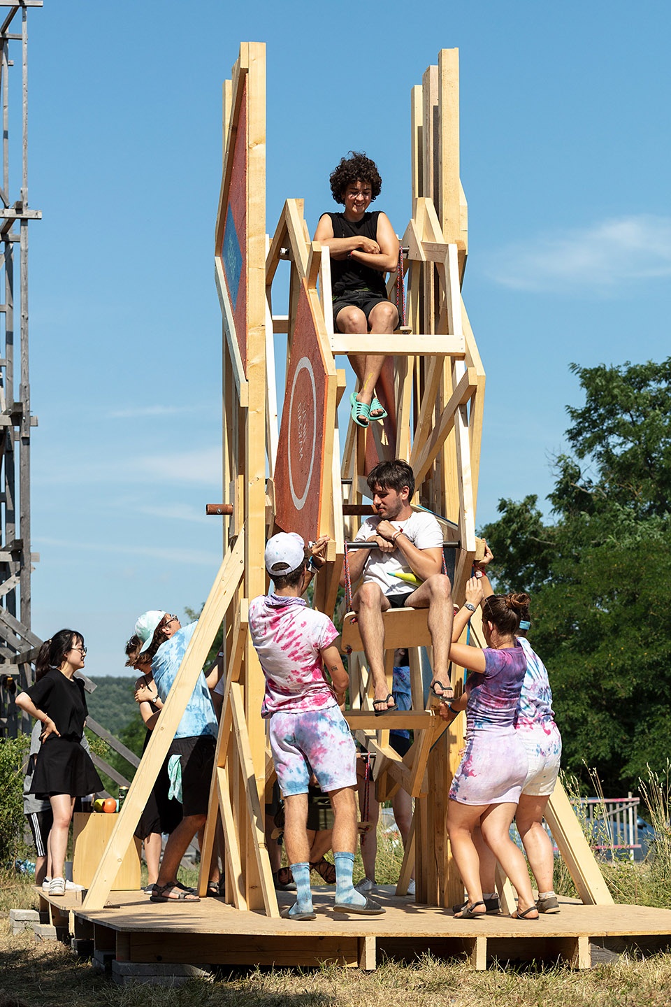 狂欢之境 | 20 个创意木制装置点亮 Hello Wood 建造节-51