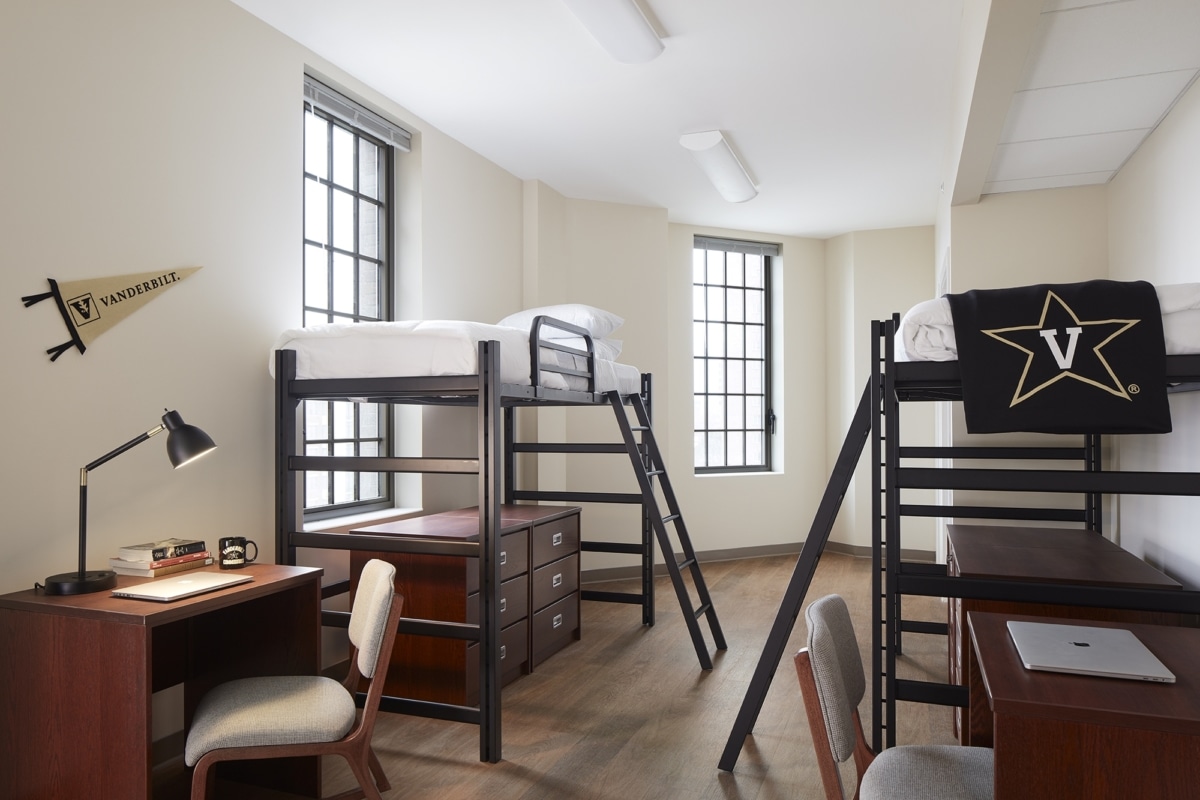 Vanderbilt University 的 Nicholas S. Zeppos College | 现代哥特式建筑魅力-21