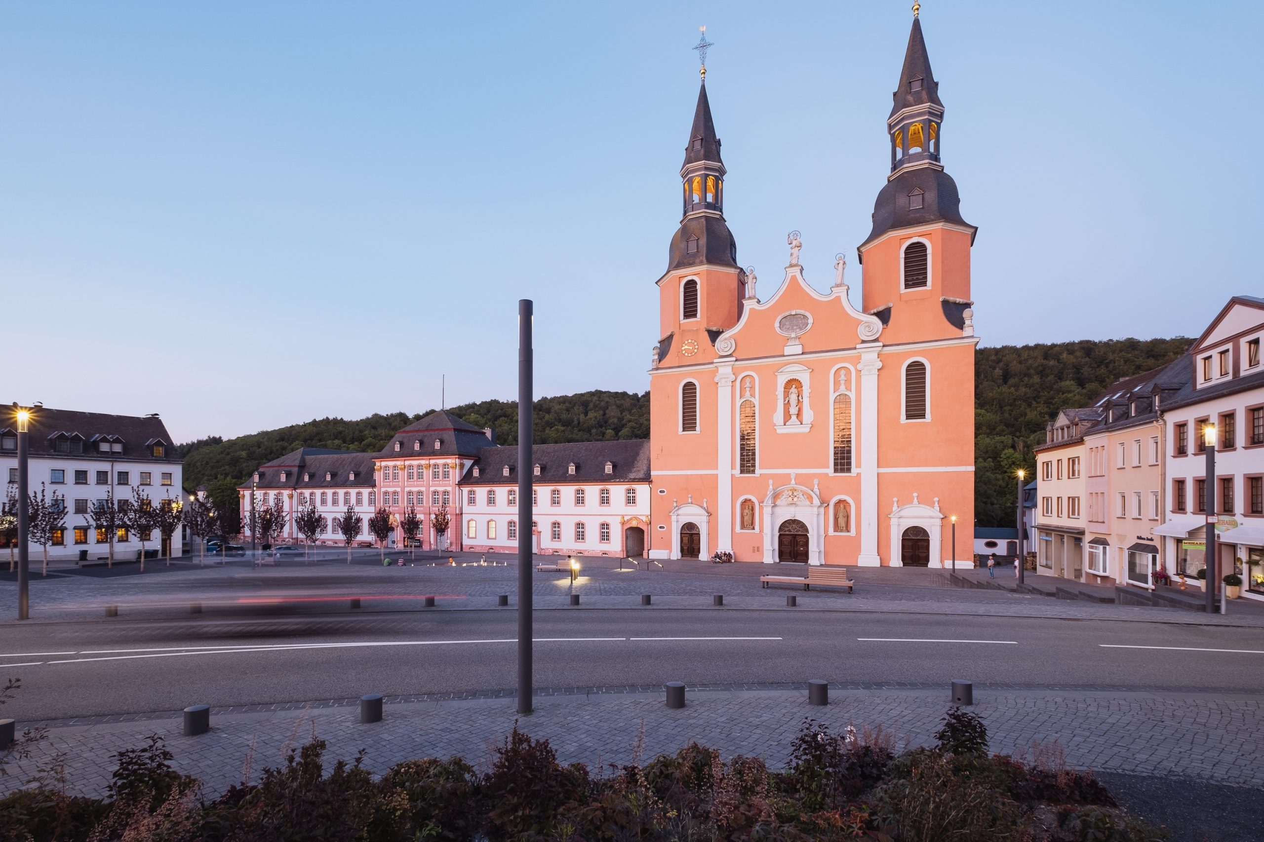 德国普吕姆·圣萨尔瓦多教堂广场设计丨Planorama Landschaftsarchitektur-25