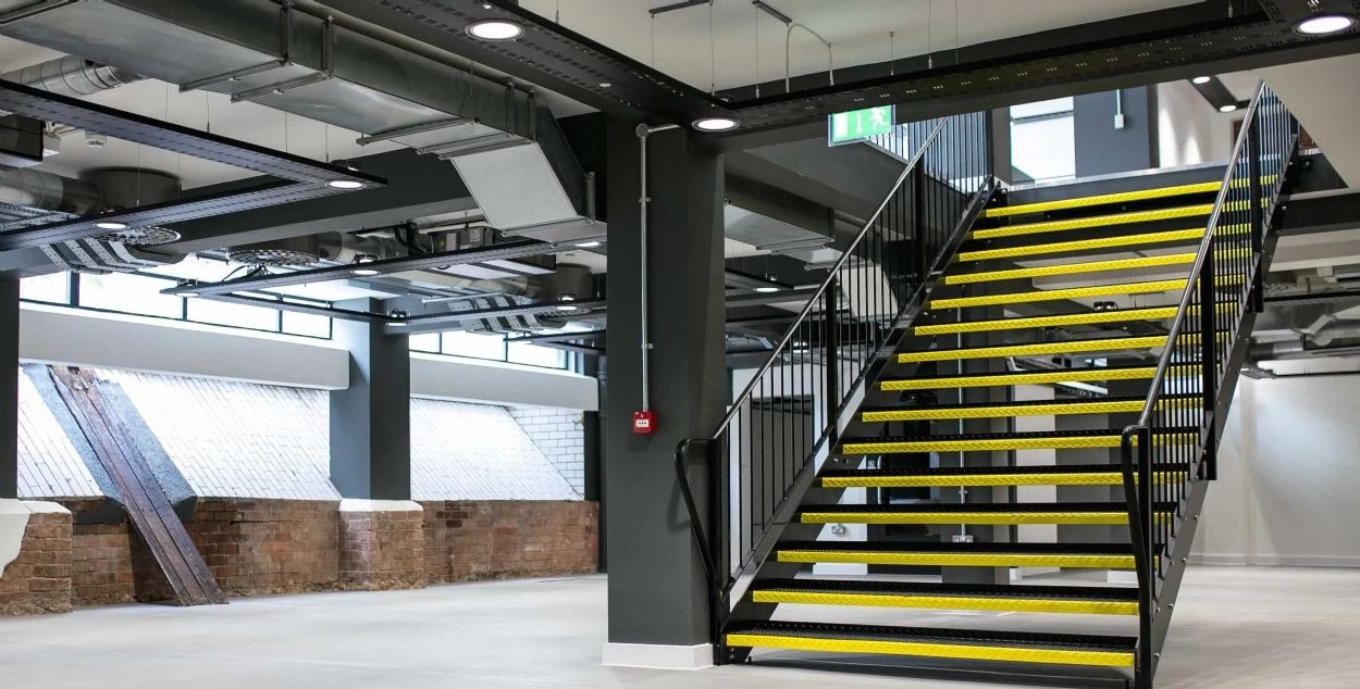 英国 Bristol 市 St Stephens House 办公室翻新设计-22