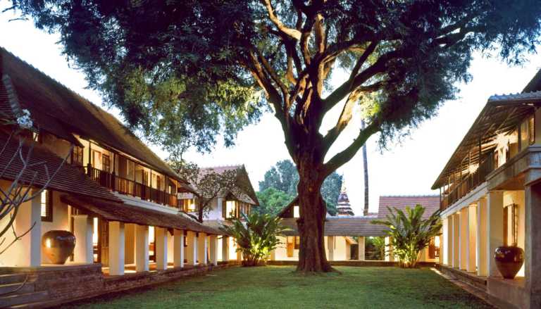 四合院住宅；庭院式住宅 丨泰国曼谷-10