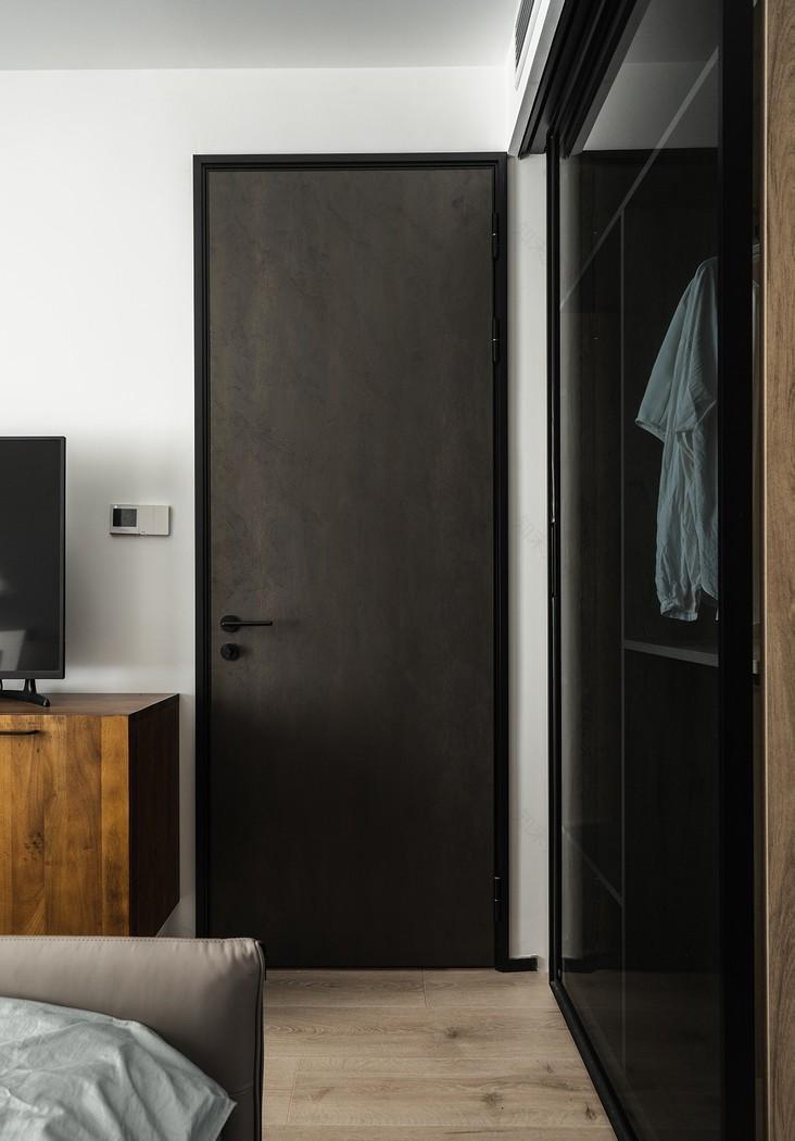 135㎡简约两居,真皮沙发与工业风茶几的完美融合-32