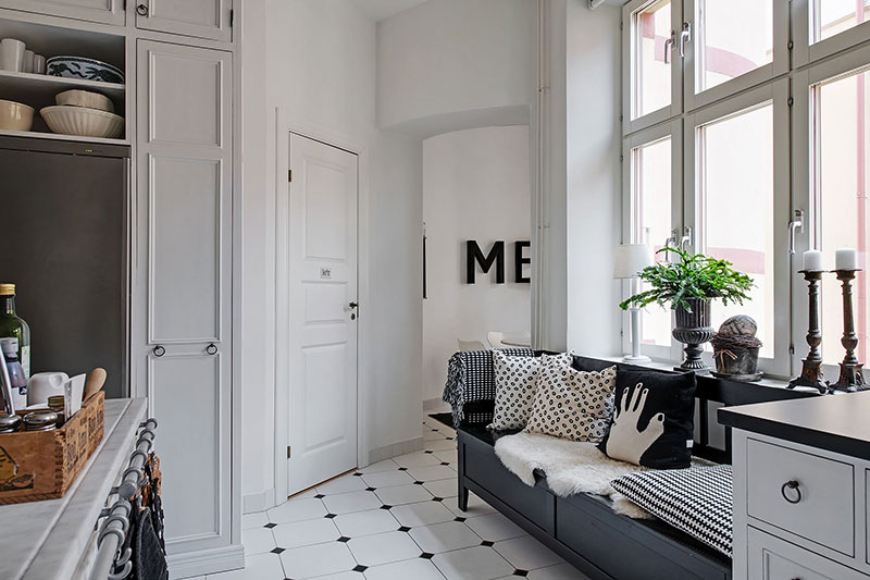 宽敞的厨房和餐厅里的图书馆：瑞典的大公寓-25