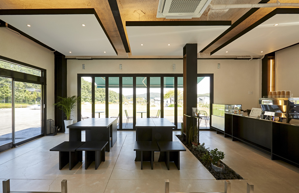 20 平米咖啡厅的照明设计亮点-11