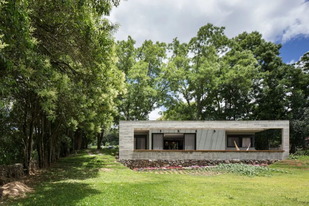 巴西乡村别墅设计新典范-16