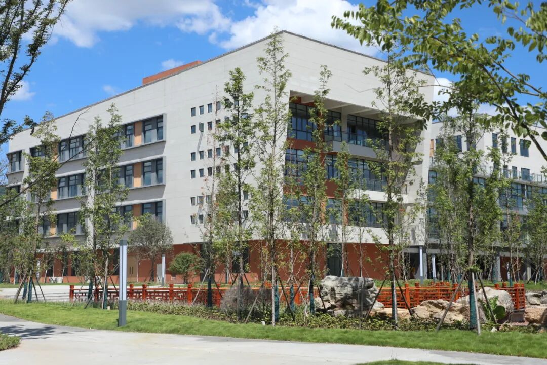 美丽校园！中国煤科重庆设计院匠心铸就的重庆工商大学茶园校区开学投用-4