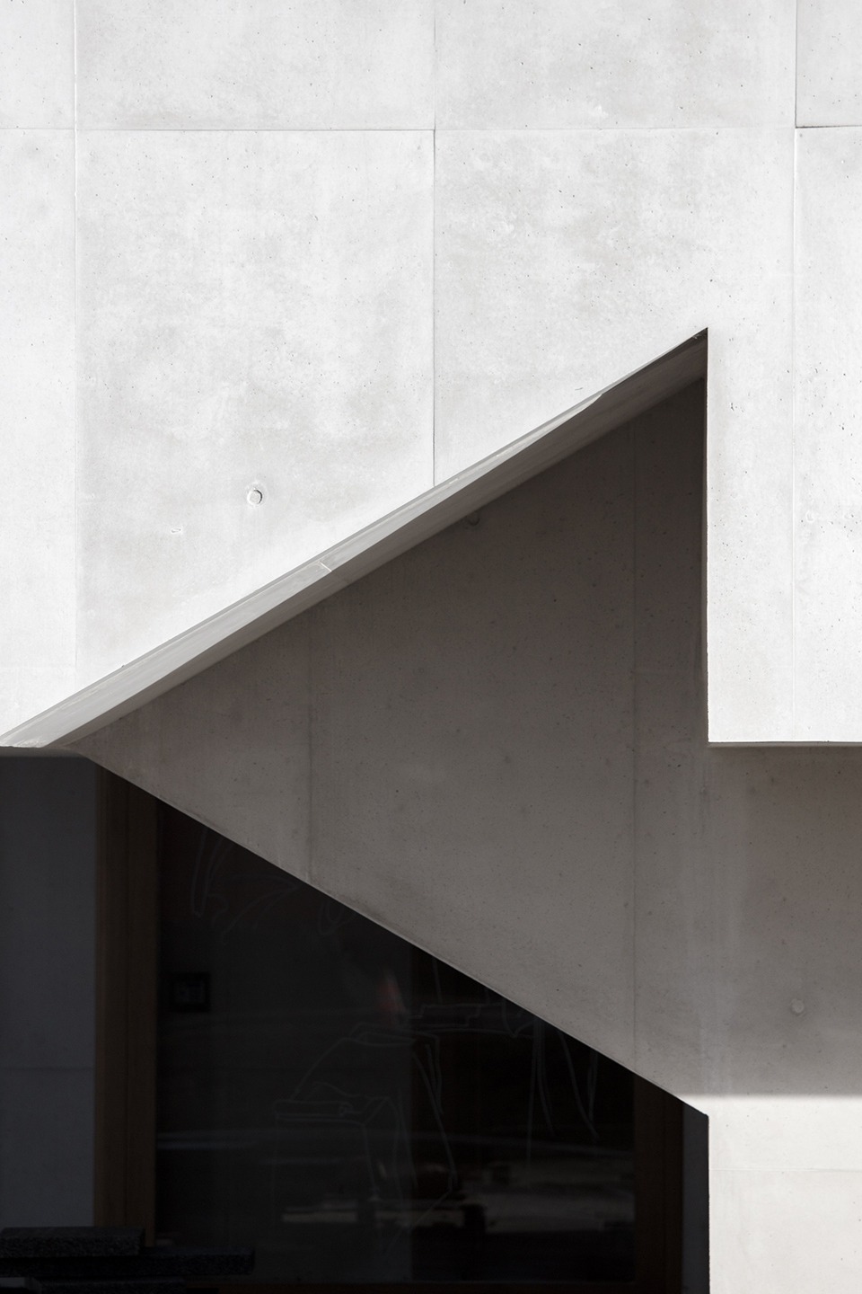 Saint-Jacques-de-la-Lande教堂,法国雷恩 / Álvaro Siza Vieira-130