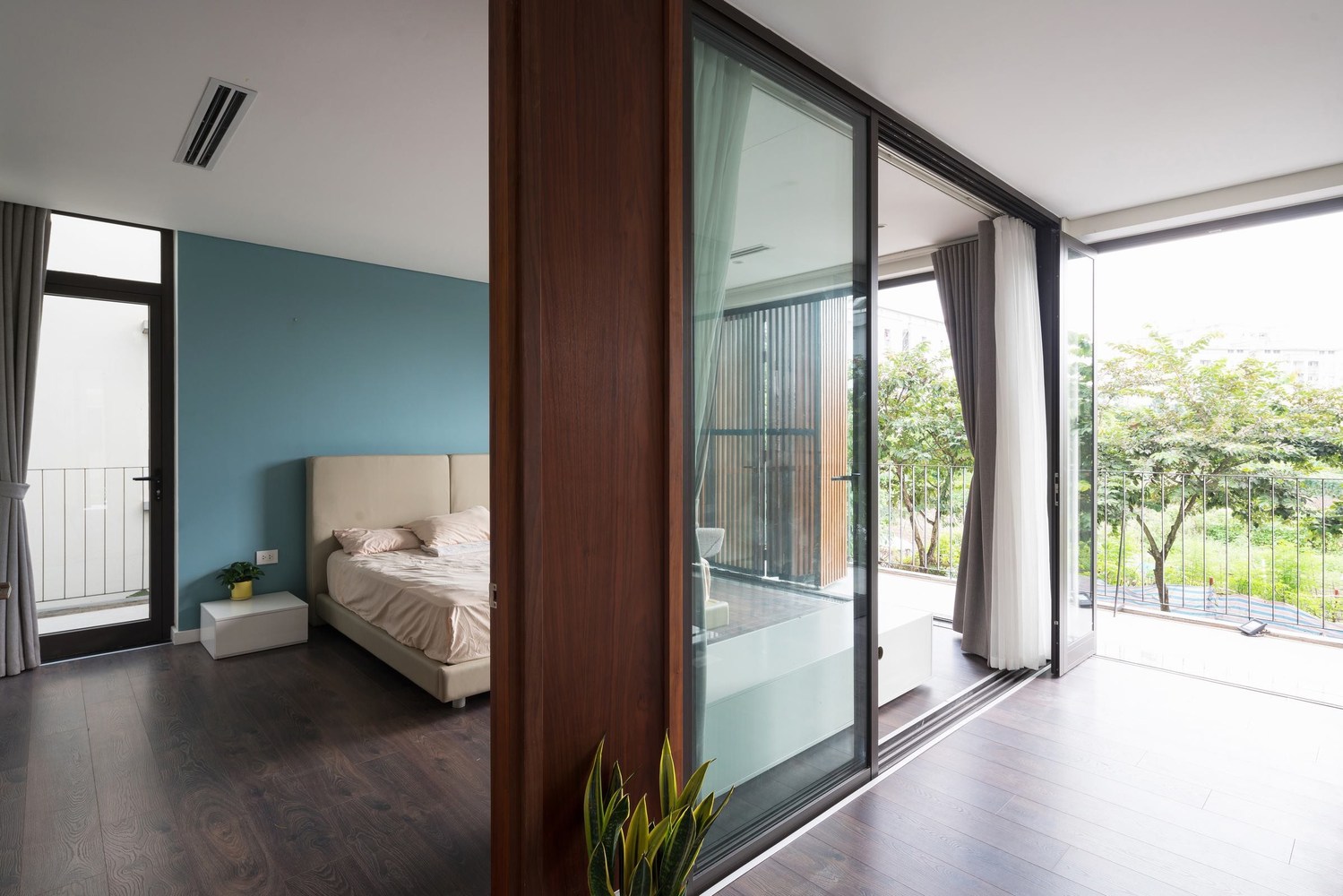 越南城市角落别墅 | 现代风格与自然景观的完美融合-81