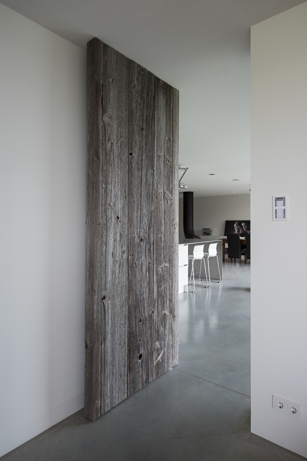 Exclusive Barnwood Doors-2