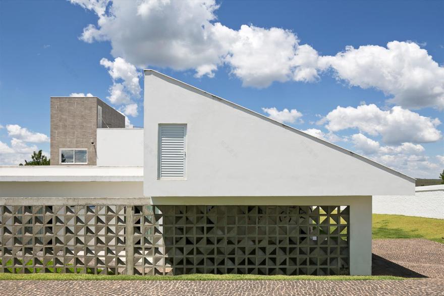 巴西奥斯卡·尼迈耶风格住宅设计-1