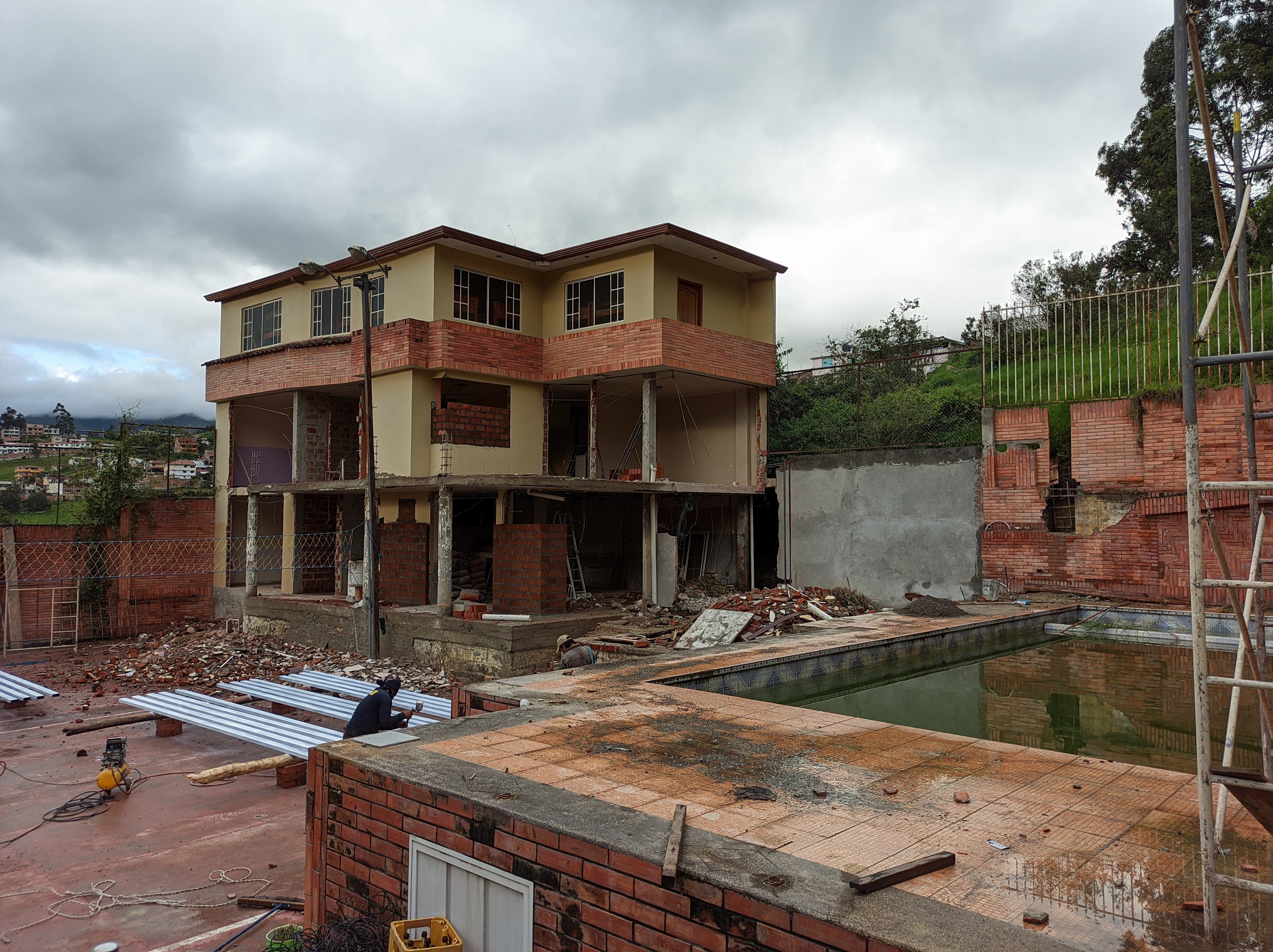 RESIDENTE DE OBRA - CASA BLANCA (REMODELACIÓN)-1