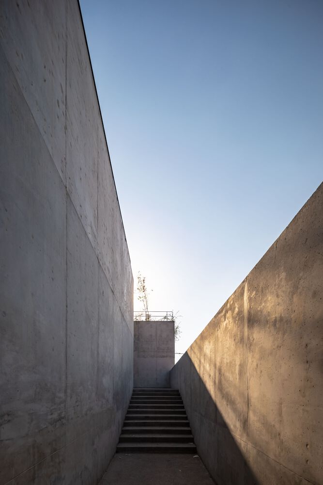 从工作状态抽离出来的员工餐厅设计丨戈者设计-9