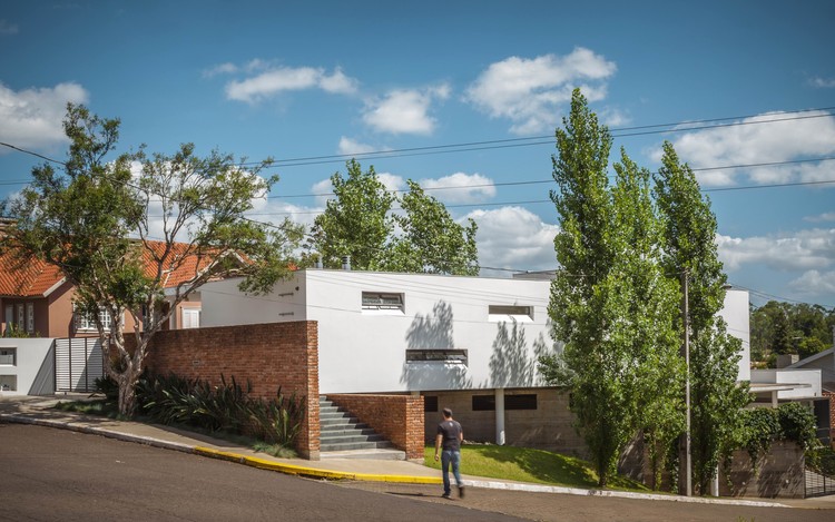 巴西里约热内卢联排别墅与房车空间完美融合-2