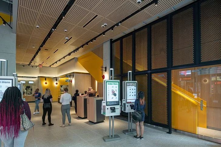 【299期】麦当劳时代广场旗舰店设计-4