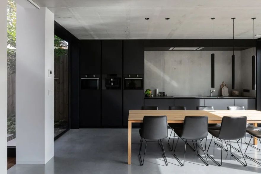 比利时混凝土住宅,温暖现代的可持续发展之家-29