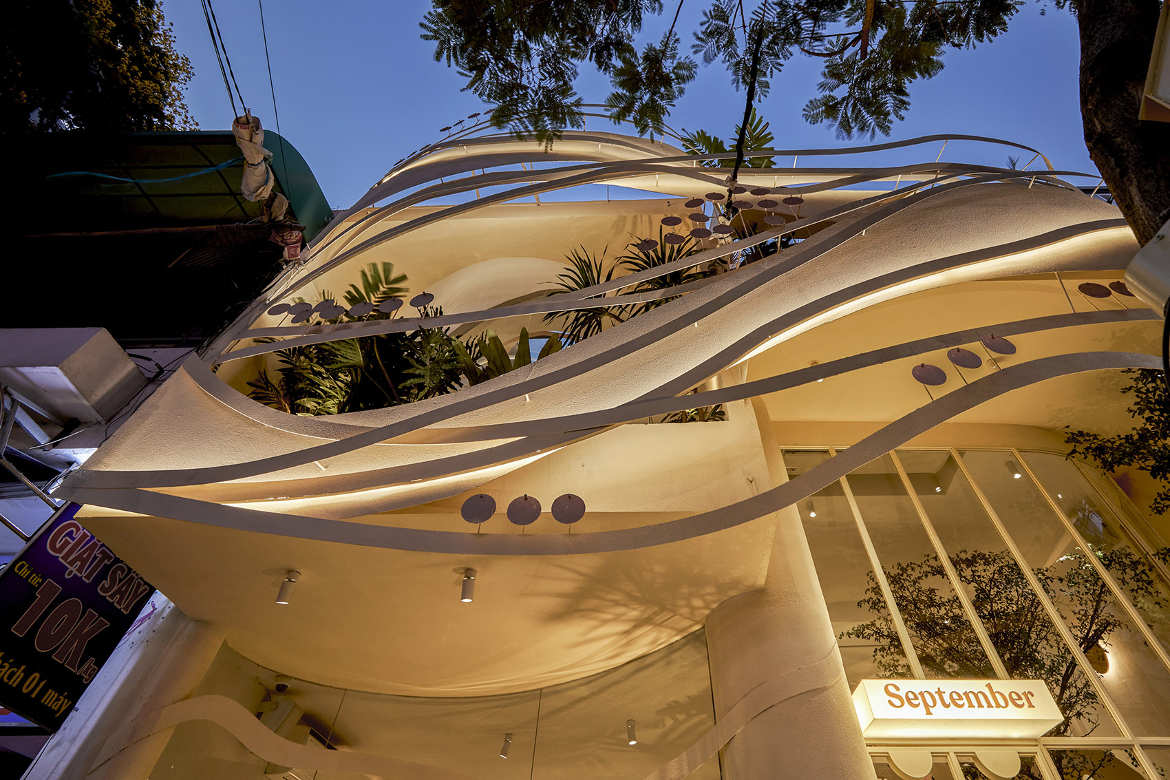 September 咖啡厅 2 号店丨越南胡志明市丨Red5studio + Ben Decor-75