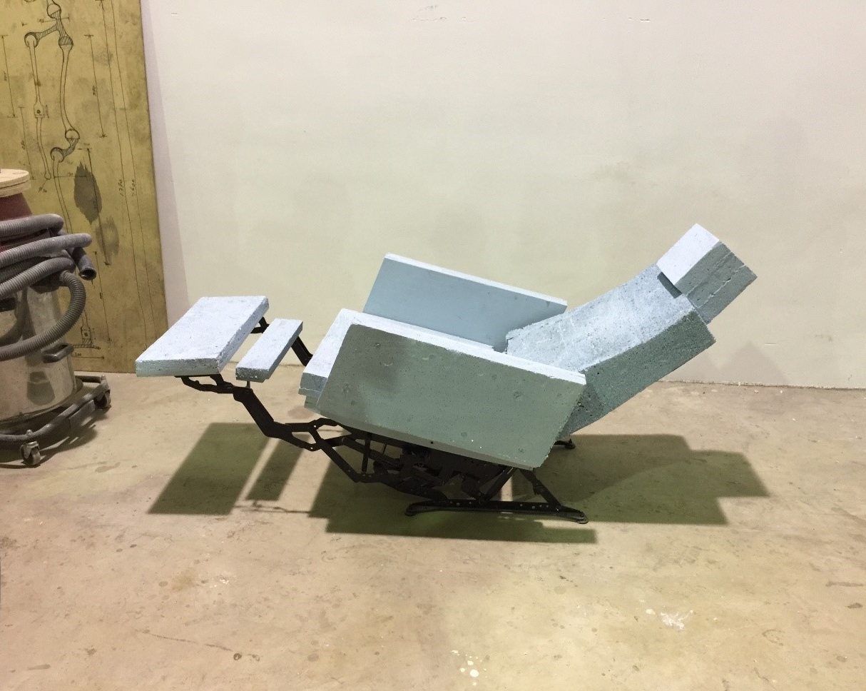 The Lazy Modernist chair - a recliner for the design savvy. — Design.daily-15